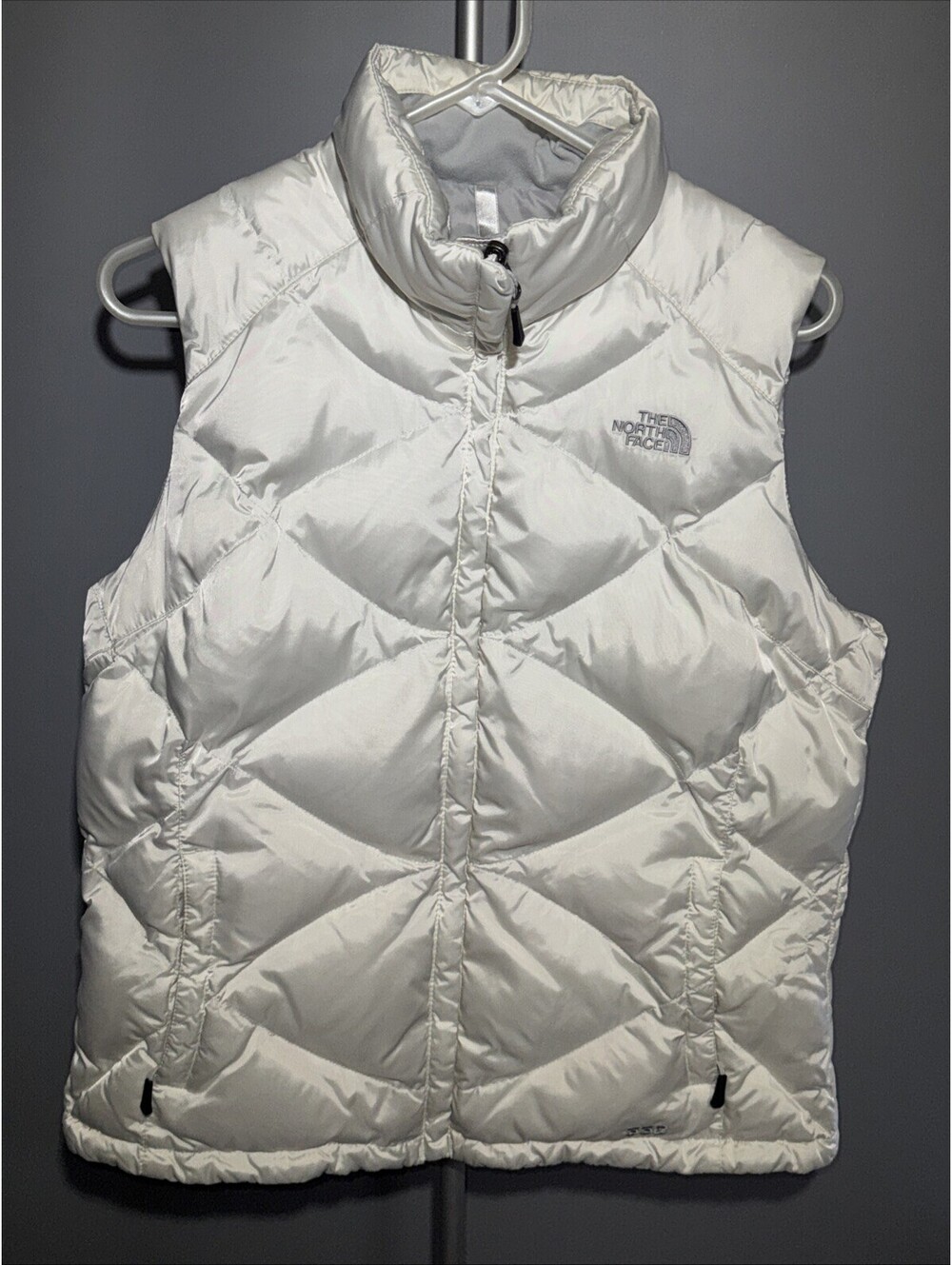 The North Face Women's L White Ivory 550 Quilted Down Puffer Vest Zip up Jacket